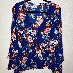 Rose & Olive Blue Floral Lace Detail Long Bell Sleeves Top Women's Size …
